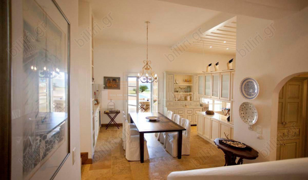 Τραπεζαρία - Dining room